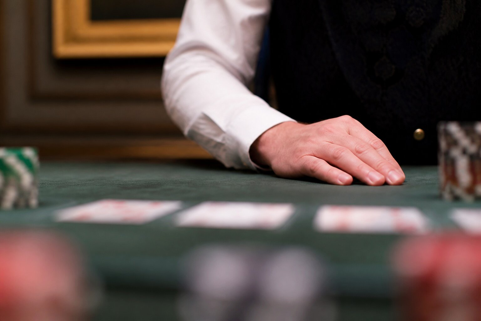 How Often Do Dealers Bust in Blackjack? Win Rates & Bust Frequency
